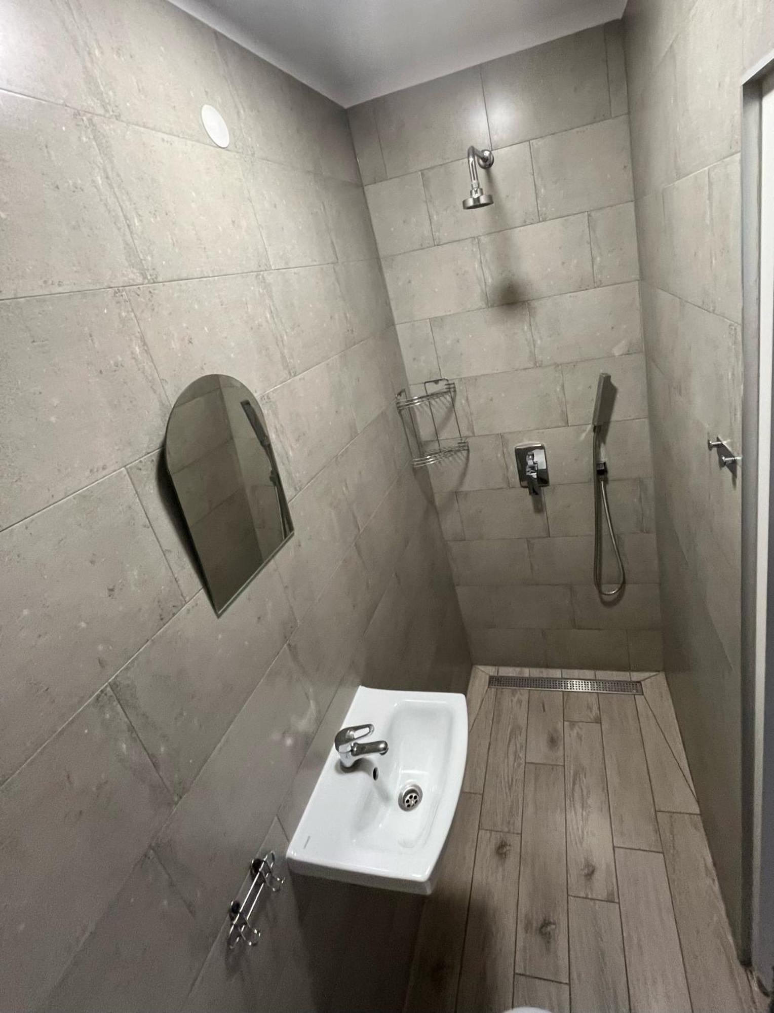 Galeona - Hotel Turystyczny エルブロンク エクステリア 写真